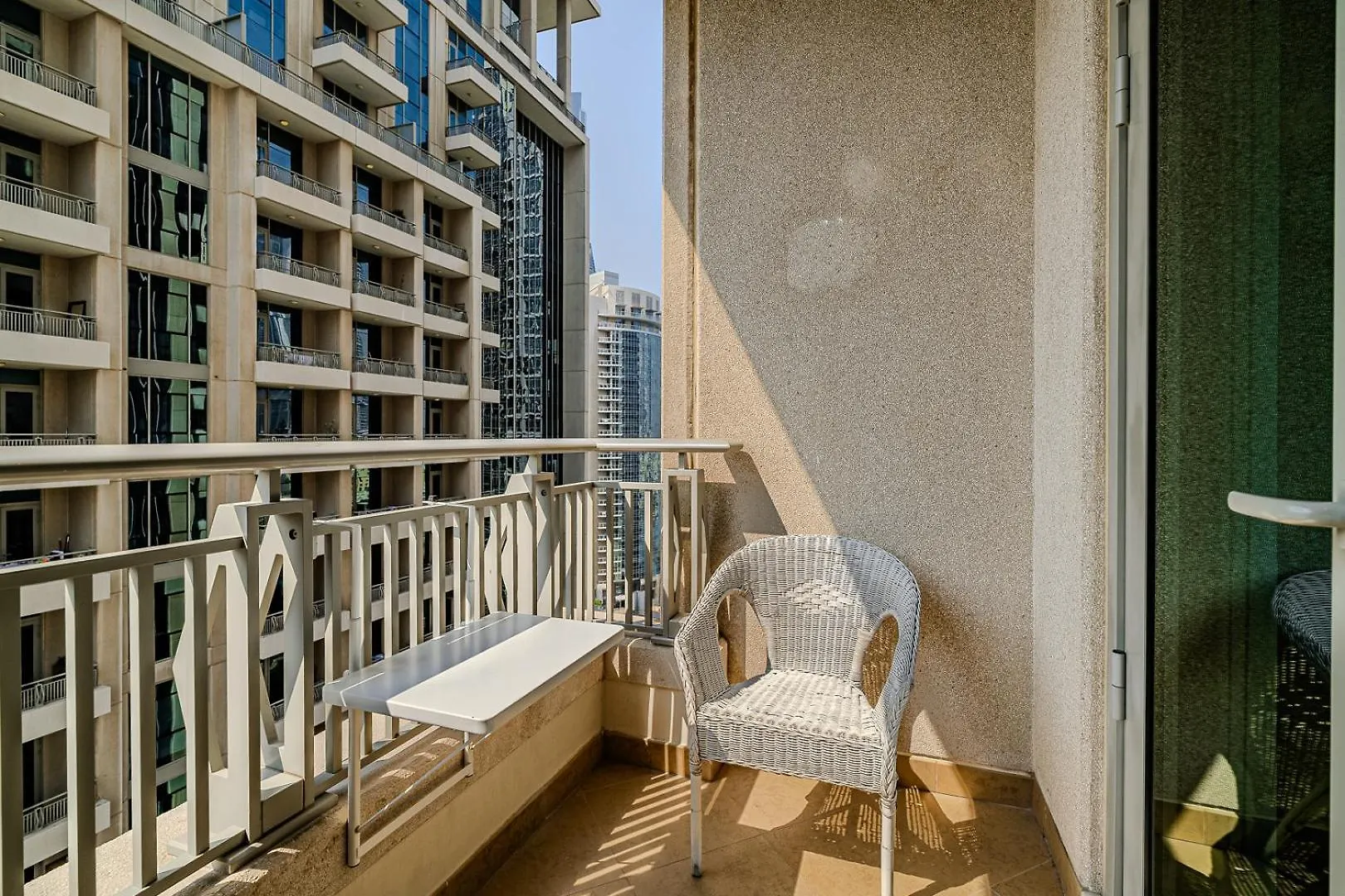 Modern 1Bdr Apartment Close To Burj Khalifa Dubai